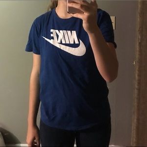 blue nike tee